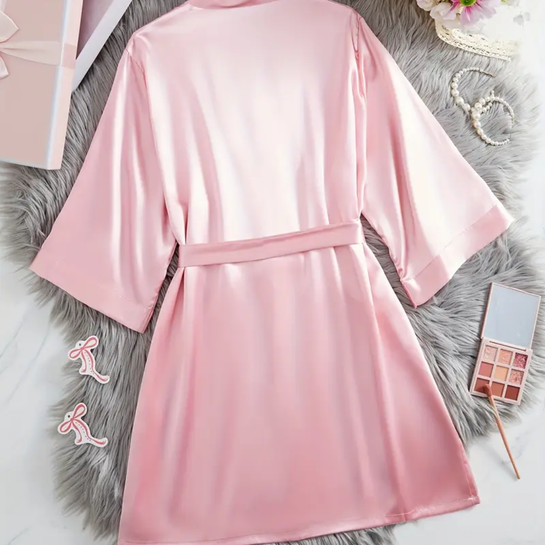 PACK *2 BATAS DE SATÍN PARA MUJER – Elegancia, suavidad y feminidad en cada detalle