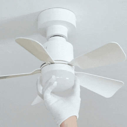 BOMBILLO VENTILADOR CON DISEÑO MODERNO 2 EN 1 – Iluminación ajustable, ventilación práctica y ahorro de energía en un solo producto