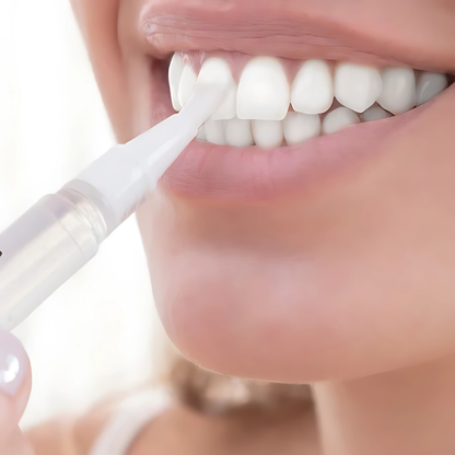 LÁPIZ BLAQUEADOR – Dientes más blancos en minutos, sin dolor ni sensibilidad