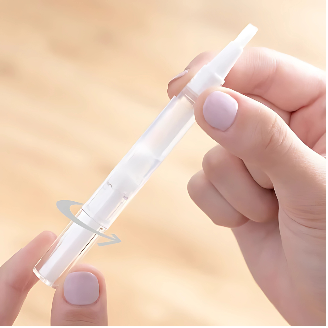 LÁPIZ BLAQUEADOR – Dientes más blancos en minutos, sin dolor ni sensibilidad